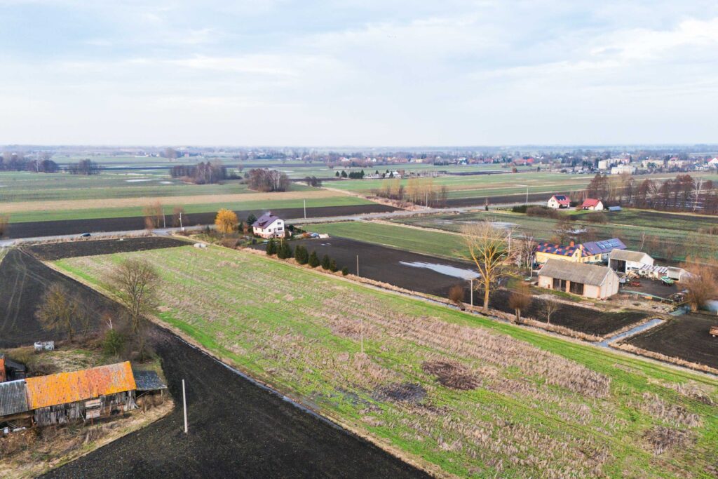Działka budowlana 1836m2 Suchy Dąb