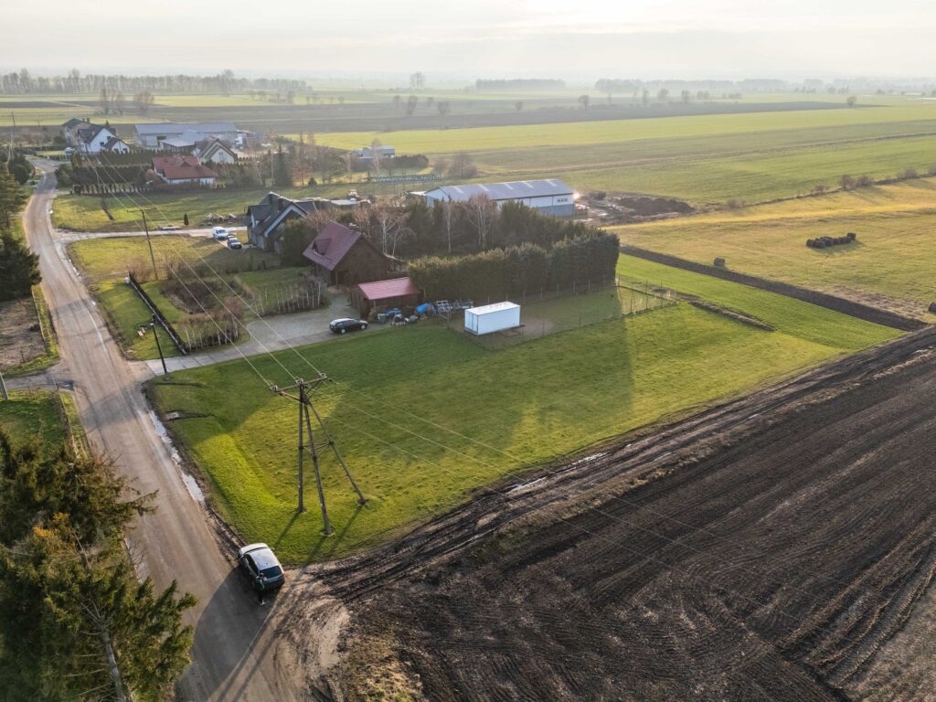 Działka na sprzedaż Grabiny Zameczek