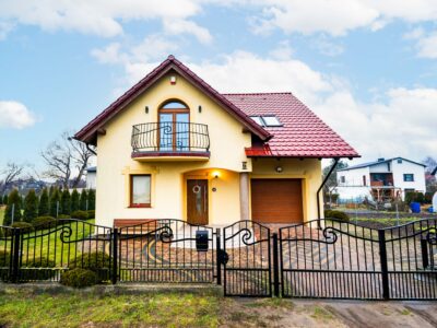 Wyjątkowy dom na sprzedaż Pszczółki